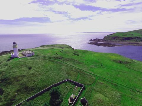 Little Ross Island - Galbraith - vuurtoren en huisje van de bewaarder