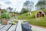 U kunt nu 3 Hobbit-huizen huren in Somerset