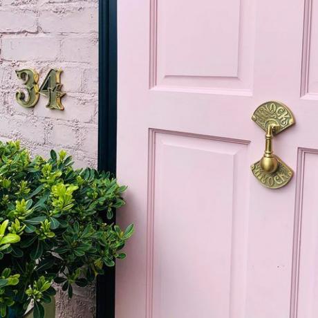 voordeur verf roze voordeur