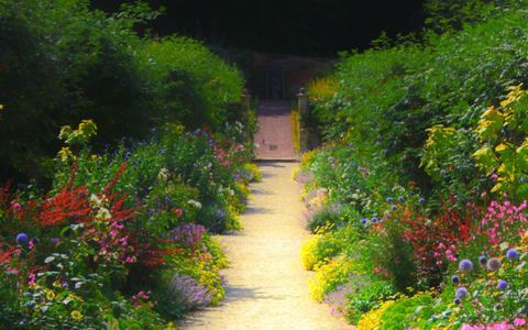 engels-country-garden-path