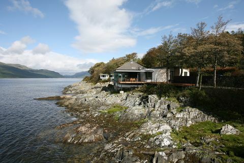 Cape Cove, huis in BBC's The Nest, gefilmd in Loch Long, net buiten Glasgow