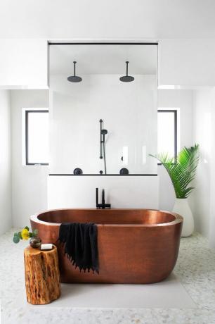 badkamer met stenen wastafel