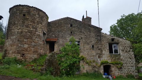 Chateau de Rosieres buiten