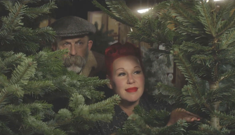 homebase kerstadvertentie 2021 met Dick en Angel Strobridge