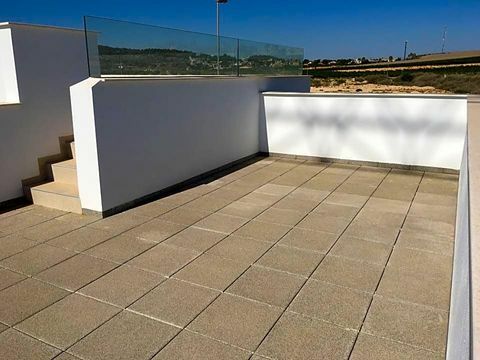 Alicante - Spanje - meest bekeken onroerend goed - patio - Zoopla