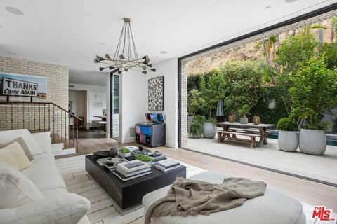 het voormalige west hollywood los angeles huis van kendall jenner john krasinski en emily blunt is op de markt