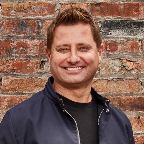 de opmerkelijke renovaties van George Clarke