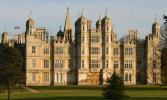 De meest populaire huizen in de popcultuur: Hatfield House, Wilton House, Hampton Court Palace en meer.