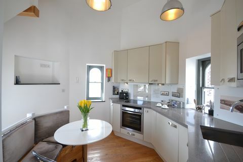 Uitkijktoren - Falmouth - Cornwall - keuken - OnTheMarket.com