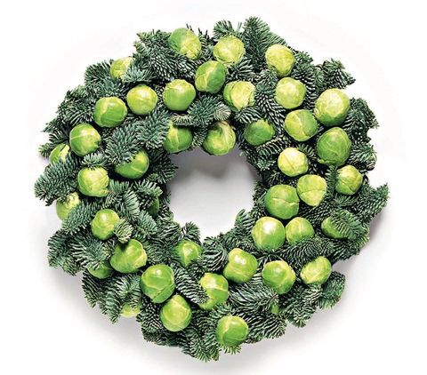 Waitrose verkoopt nu een kerstkrans versierd met spruitjes