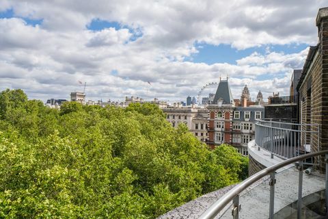 het voormalige Londense huis van het beroemde muziekpictogram Sting staat te koop in Old Queen Street, Westminster, voor maar liefst £ 1295 miljoen