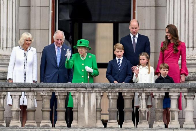 koningin elizabeth ii buckingham palace balkon uiterlijk