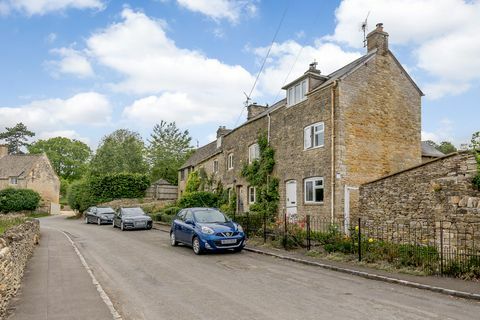 honingkleurig huisje te koop in de cotswolds