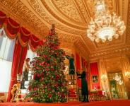 Het kerstdecor van Windsor Castle is een eerbetoon aan koningin Victoria en prins Albert