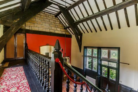 Brearley Hall, Carter Jonas, Interior, Landing