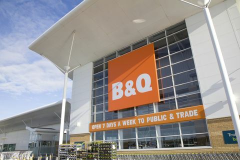 Bournemouth, Engeland, 15 oktober 2012 b q DIY superstore op een zonnige herfstochtend in het Castlepoint Shopping Centre, Bournemouth