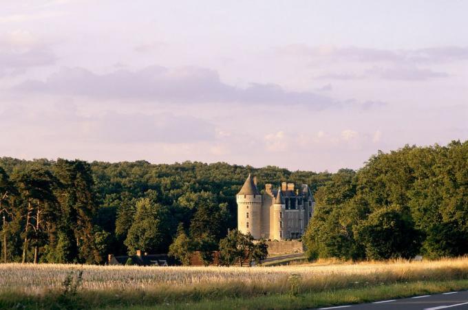 het kasteel van montpoupon