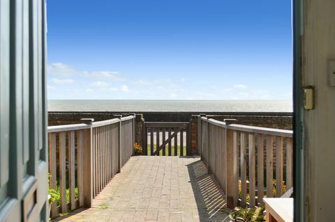 Uitzicht op de kust van het strand in Kent