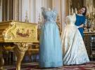 De garderobe van koningin Elizabeth II wordt tentoongesteld