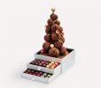 Belgische chocolatier Pierre Marcolini maakt kerstboom met levensgrote chocolade