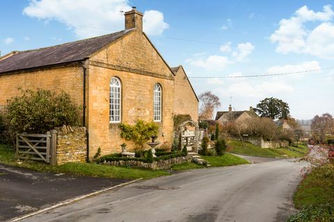 Oude kapel te koop in Gloucester