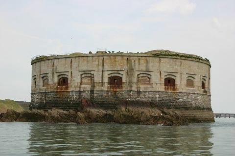 Stack Rock Fort - Milford Haven - Wales - voorzijde - Purplebricks