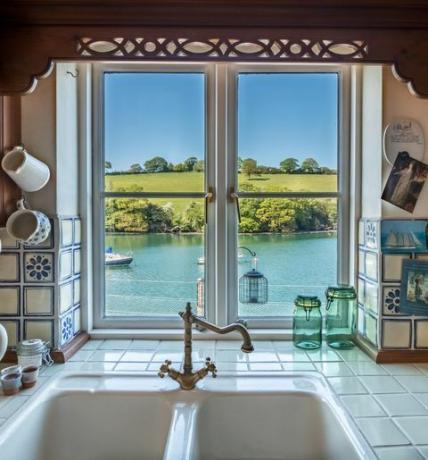 Otter Cottage - Falmouth - Cornwall - venster - Savills