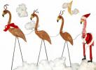De ornamenten van het Gazon van het Flamingo van Kerstmis zijn hier om uw Werf op te vrolijken