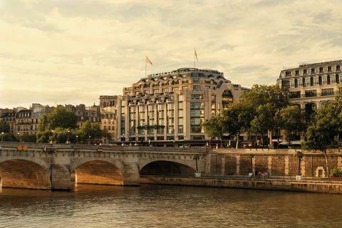 cheval blanc parijs hotel, pont neuf seine rivier