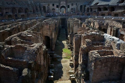 roman colosseum schoon hypogeum