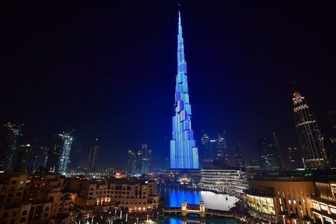 Een lasershow op de Burj Khalifa