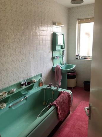 Victorian Plumbing - UK's Worst Bathroom competitie