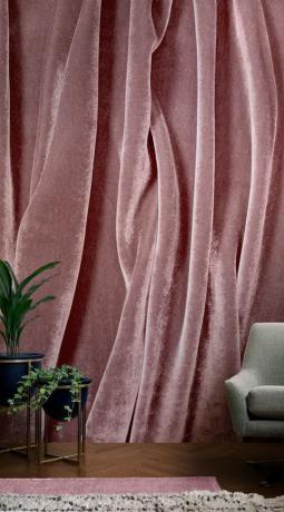 De Opulent Velvet-collectie van Murals Wallpaper - schemerig roze