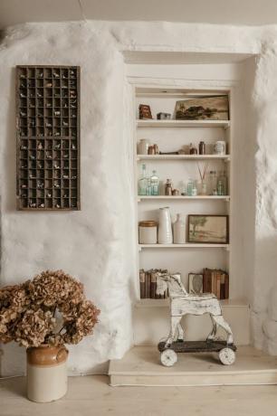 white company cornwall cottage neutraal land rustiek interieur woninginrichting