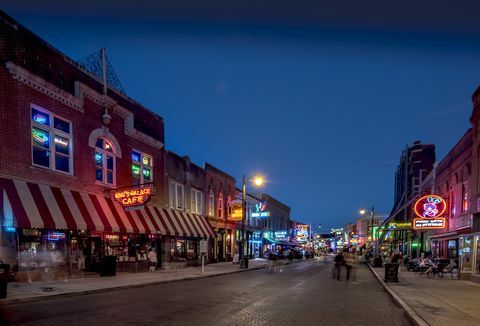 VS, Tennessee, Beale Street bij schemering