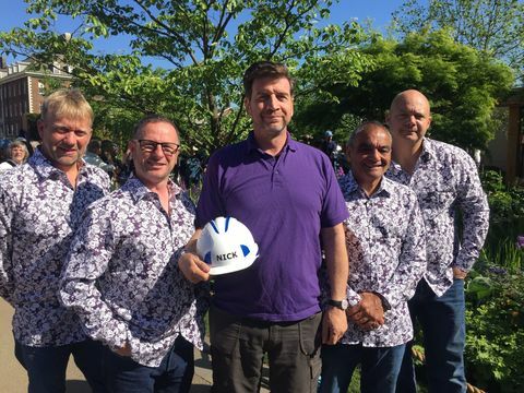 BBC DIY SOS Nick Knowles-tuin