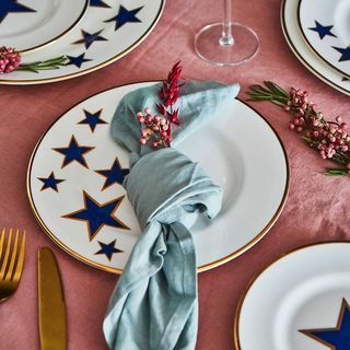 Lucky Stars Bone China Borden