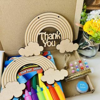 Houten hangende regenboog brievenbuskit voor kinderen